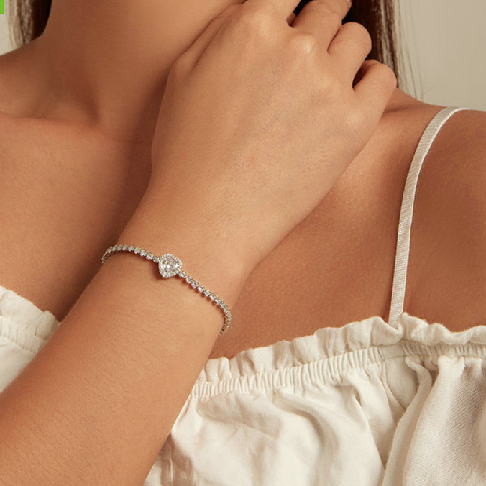 New Sparkling Zirconia Love Bracelet